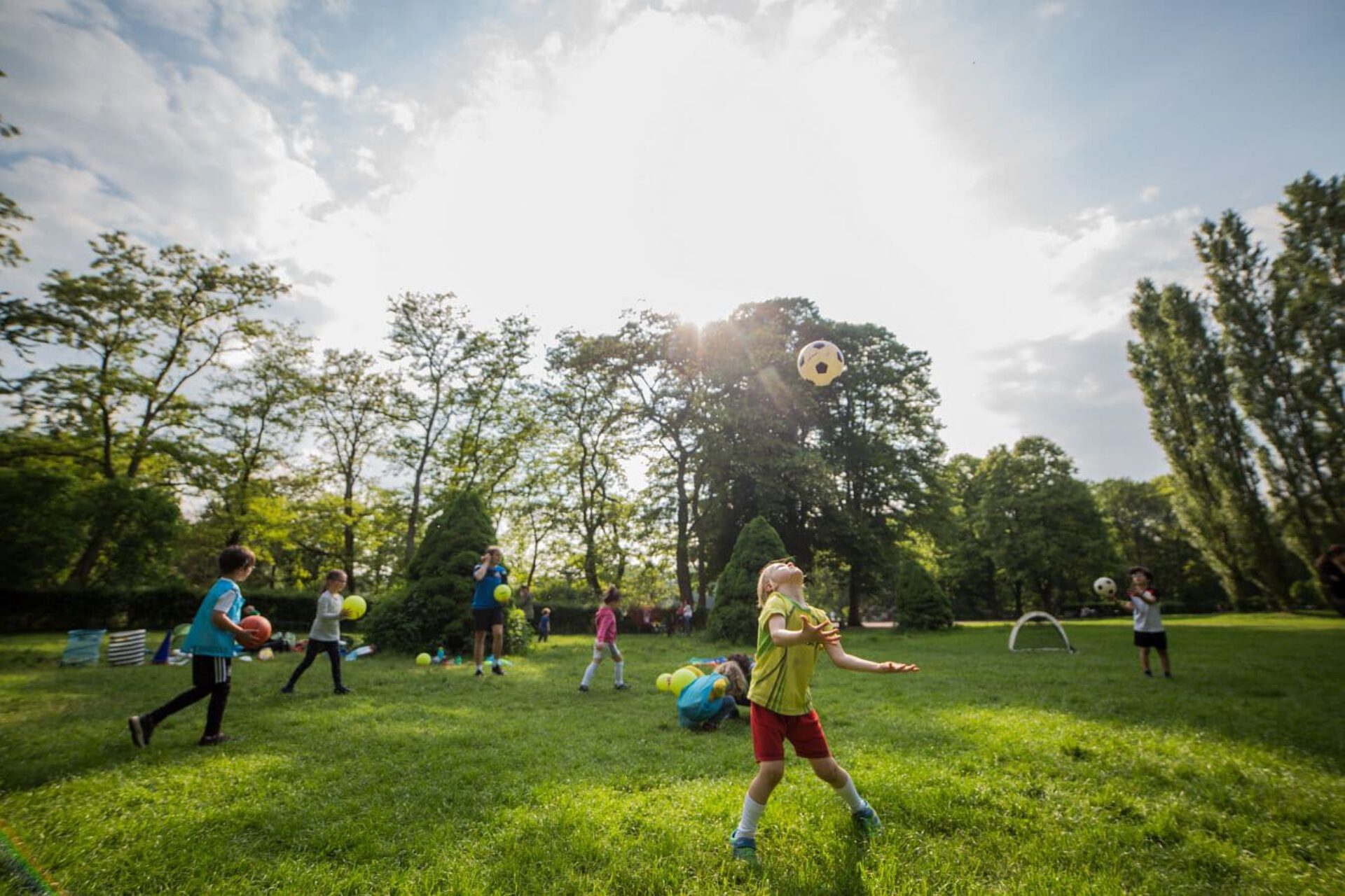 Ballsportkurse für Kinder ab 2 5 Jahren in NRW Ballinos